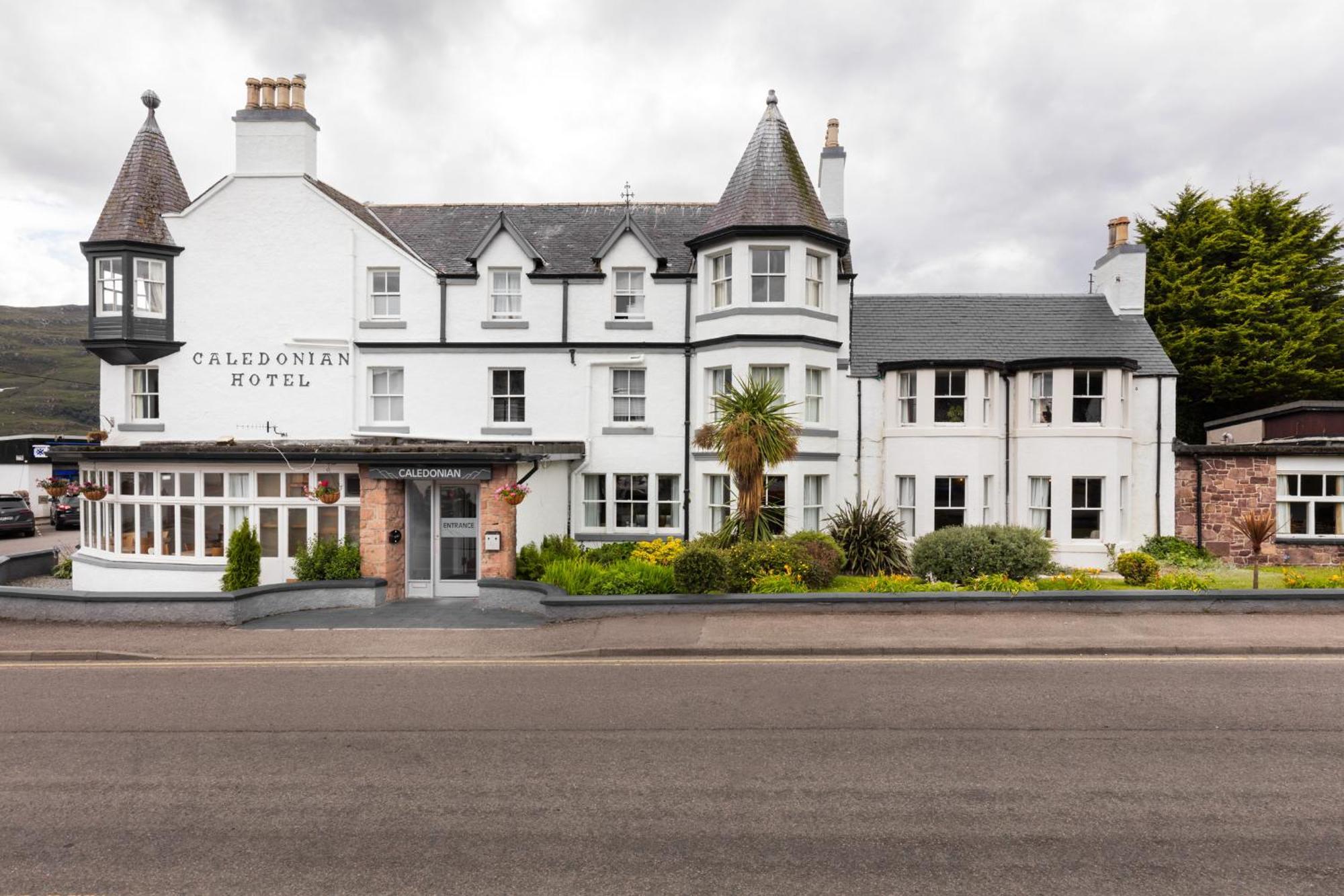 Caledonian Hotel 'A Bespoke Hotel' Ullapool Exterior photo